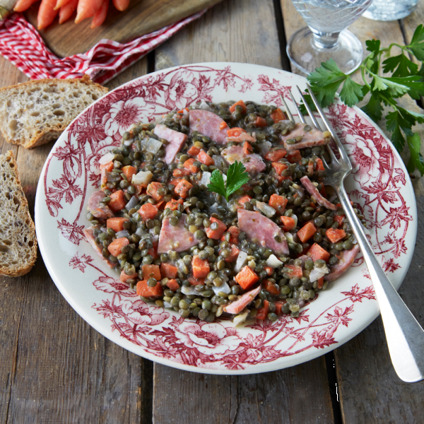 Salade de lentilles au véritable saucisson cuit de Lyon
